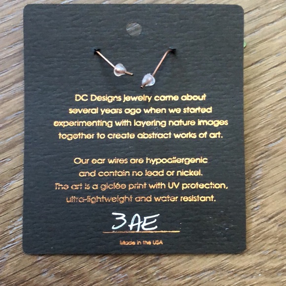 DC Designs Multicolor Turquoise Column on Copper Disc Abstract Art Earrings 3AE - Picture 4 of 4